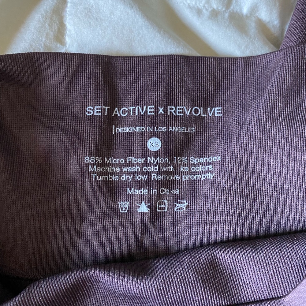 set active leggings - Picture 2 of 2